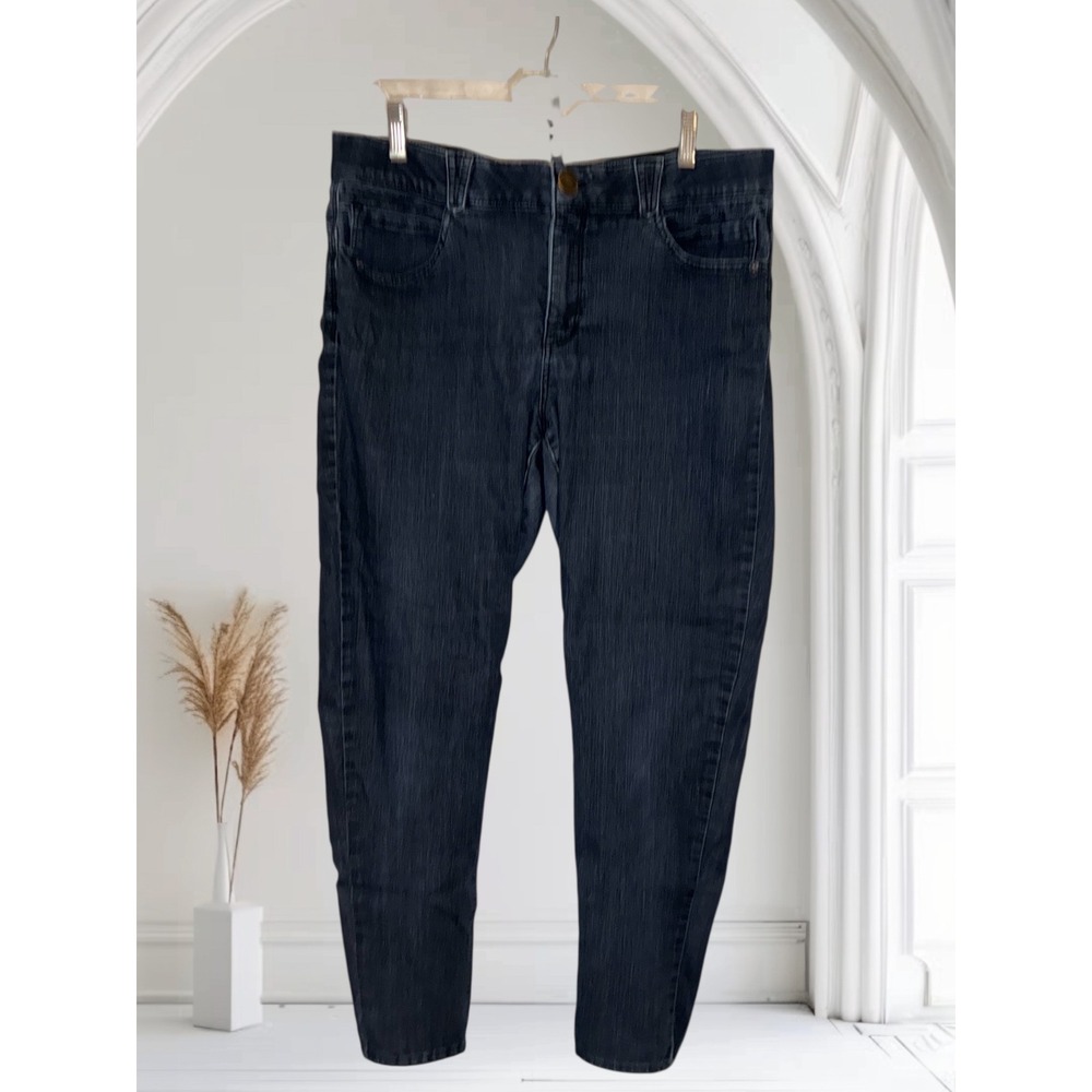 Democracy "Ab"solution Jeans Dark Wash Straight‎ Leg Size 16 stretch comfy